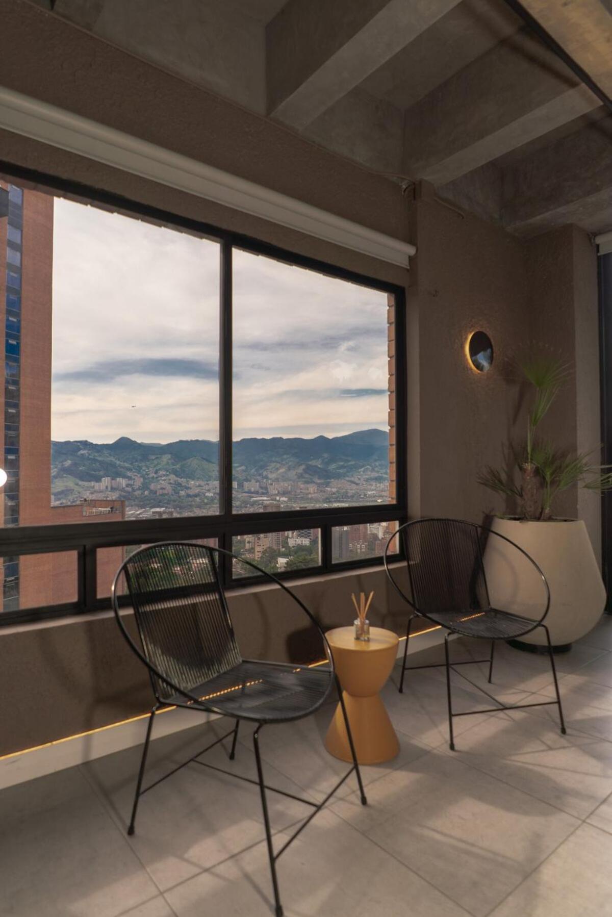 Apartamento Vive Pisoverde - A Loft With A Soul